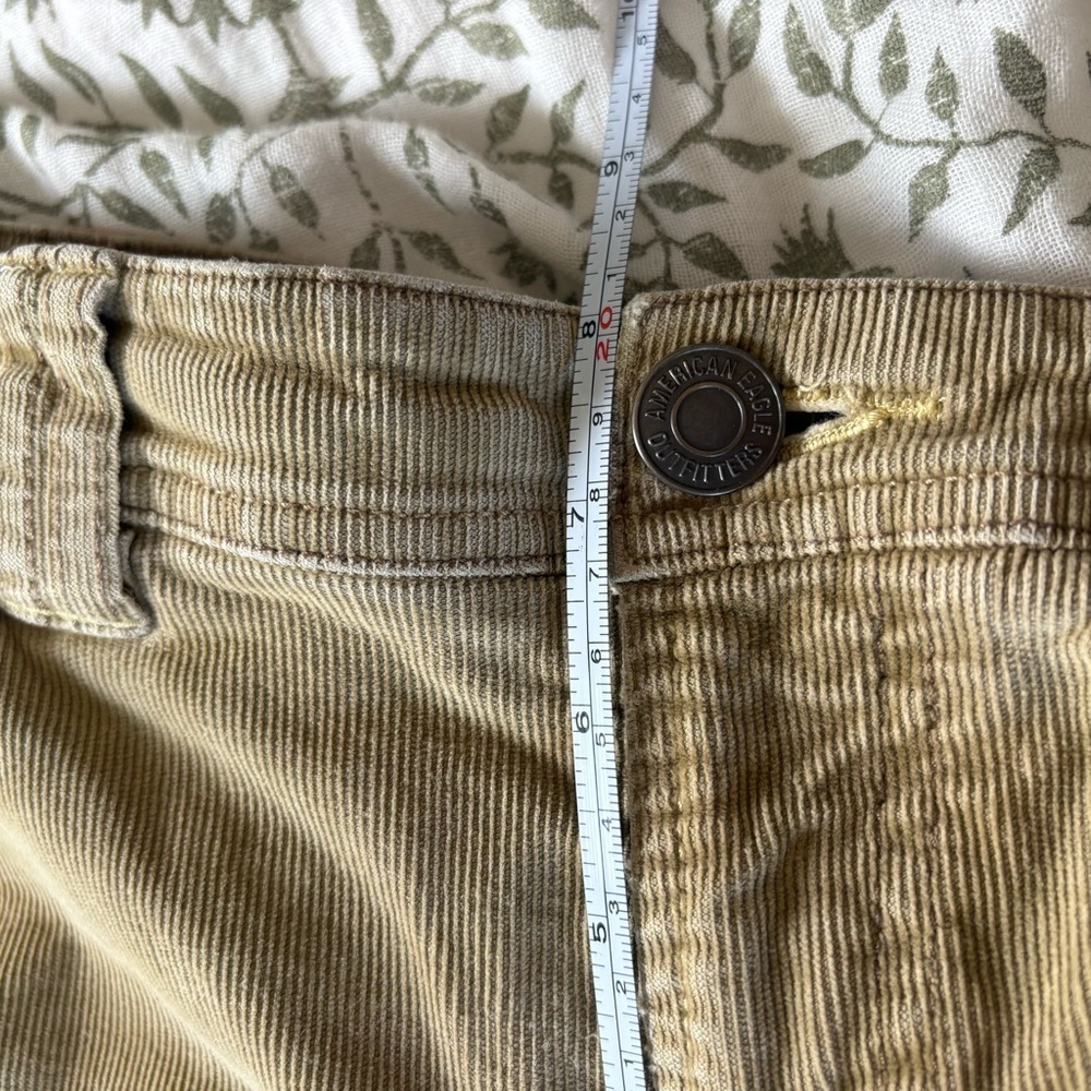 VTG American Eagle Outfitters Tan Corduroy Flare Jeans Size 6 Low Rise Y2K - Picture 5 of 11